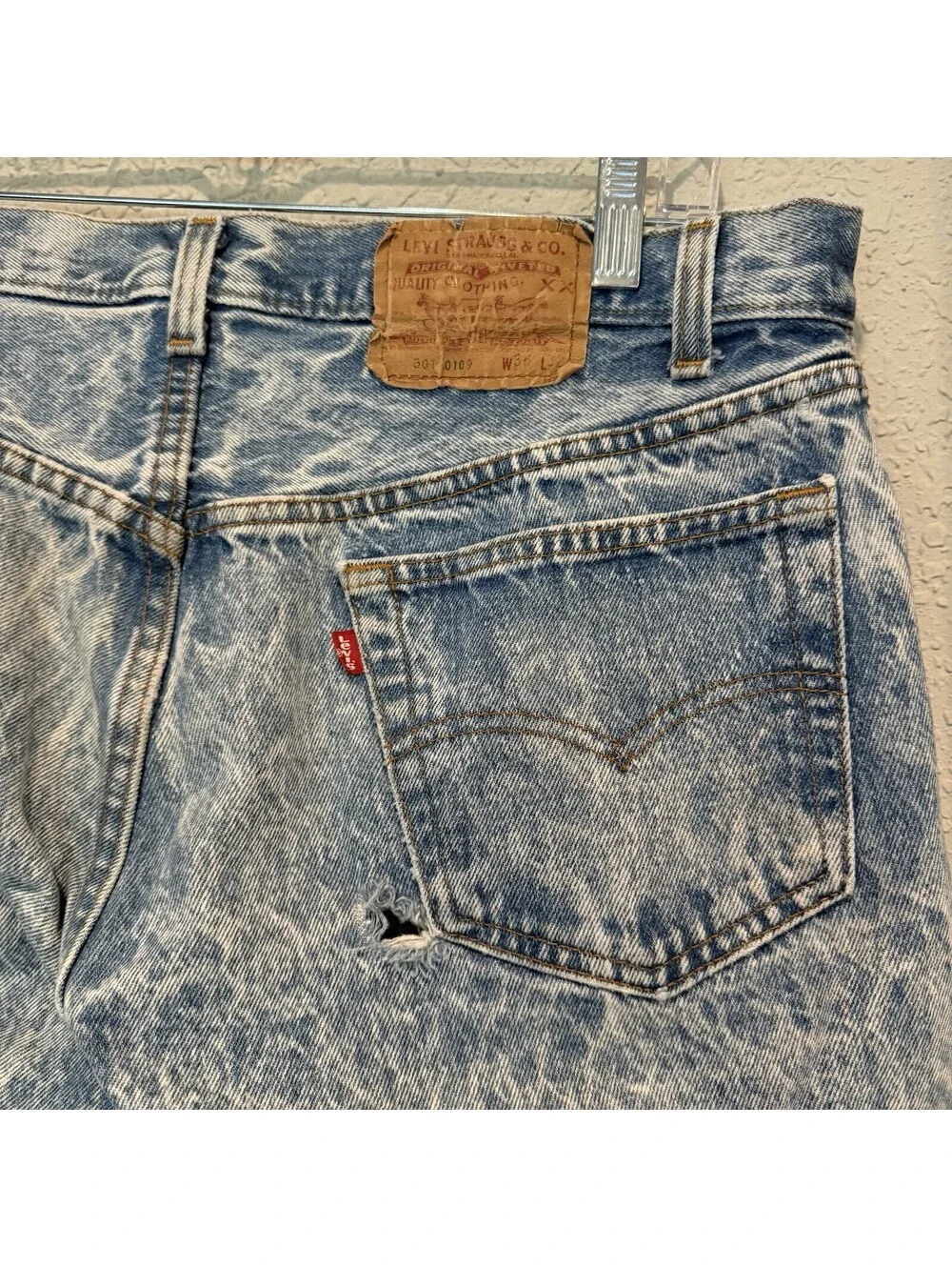 Vintage 80s RARE Acid Washed Levis 501 0109 STF Men’s 36x32 Blue Denim Jeans USA